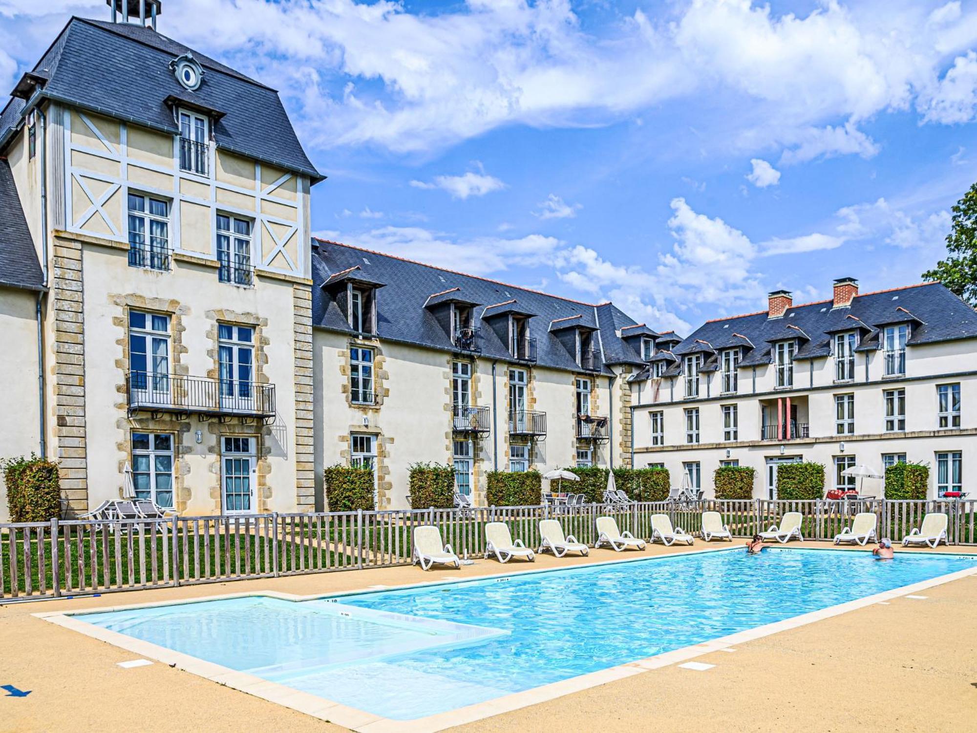Apartment Chateau De Kergonano-2 By Interhome Baden Exterior photo